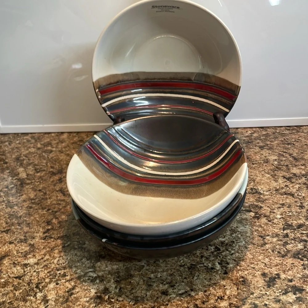 Striped Ceramic bowl set‎ of 4 with out the Stand